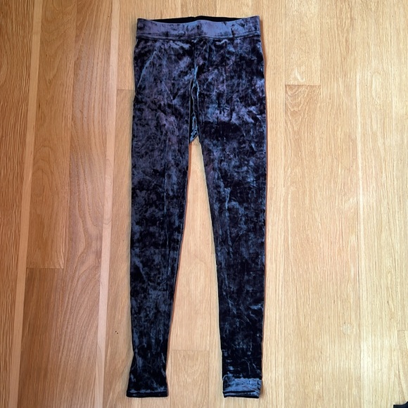 American Eagle High-Rise Legging | Stretch Velour | XS - Picture 2 of 5
